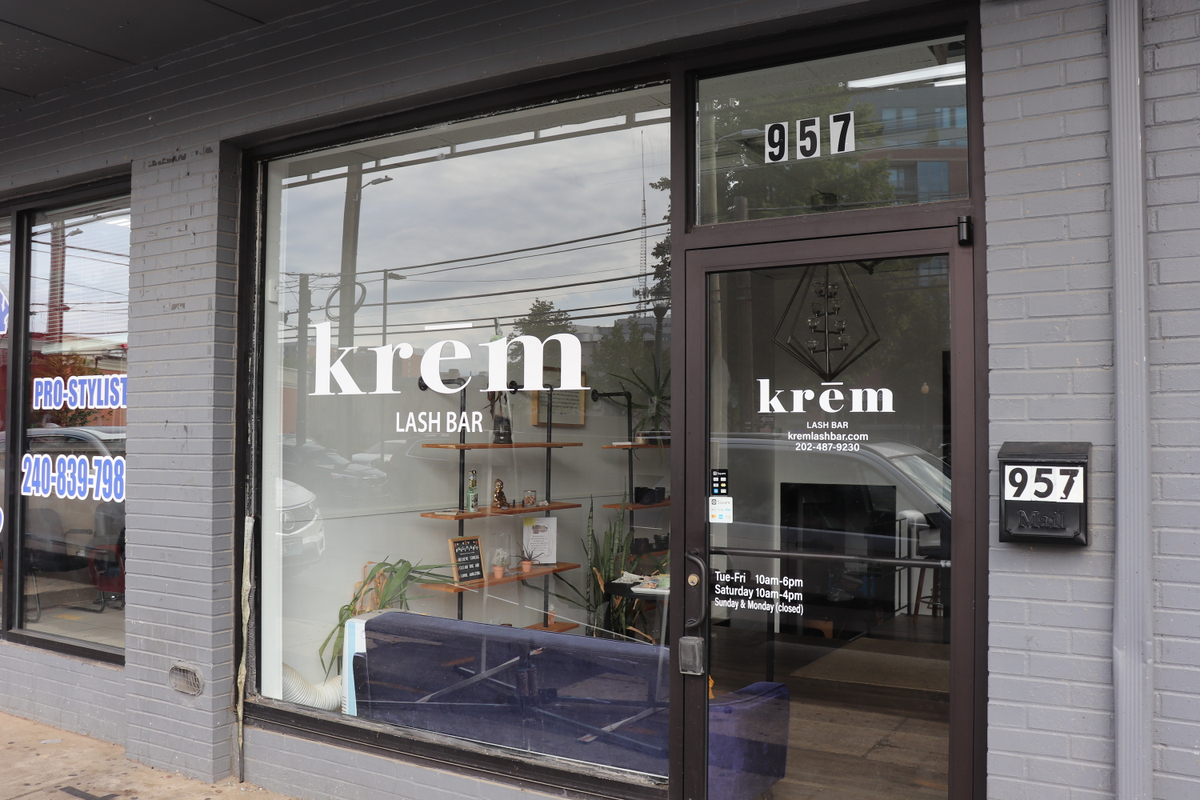 Krem Lash & Brow Bar Storefront